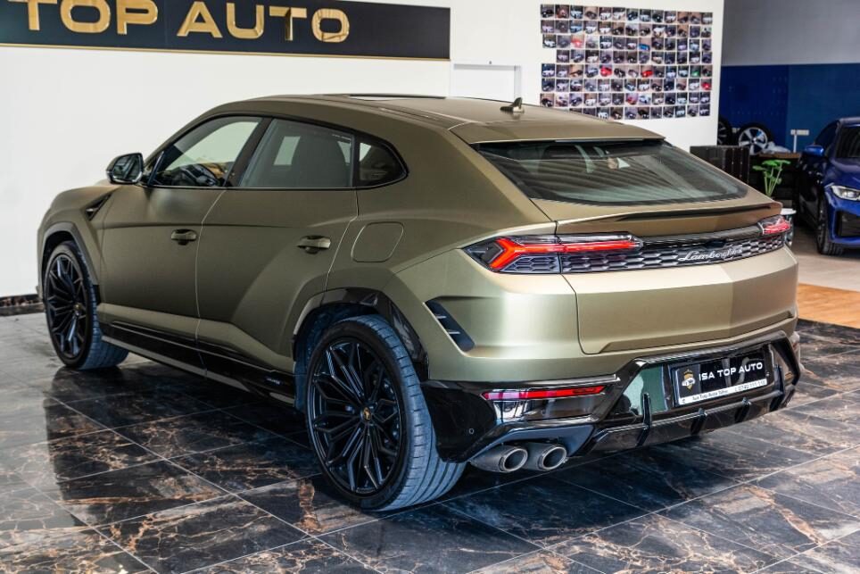Lamborghini URUS