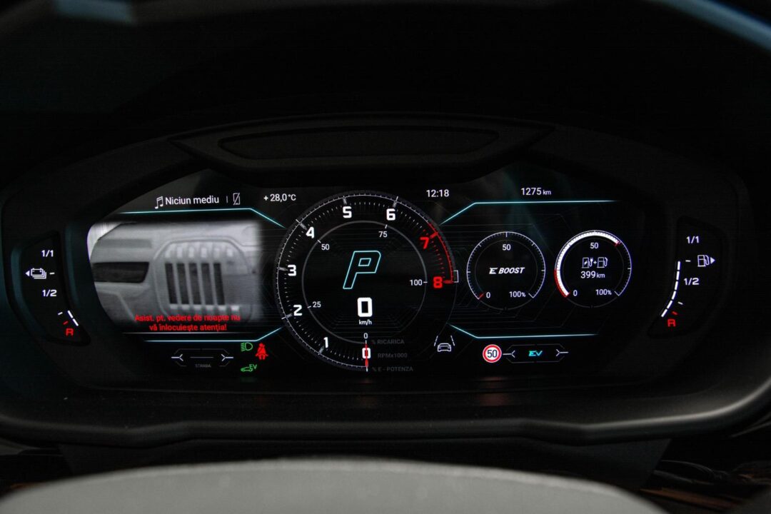 Lamborghini URUS 16