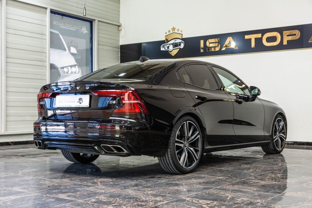 Volvo S60 T5 AWD R-Design