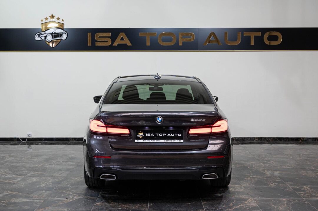 BMW Seria 5 520d Aut. Luxury Line