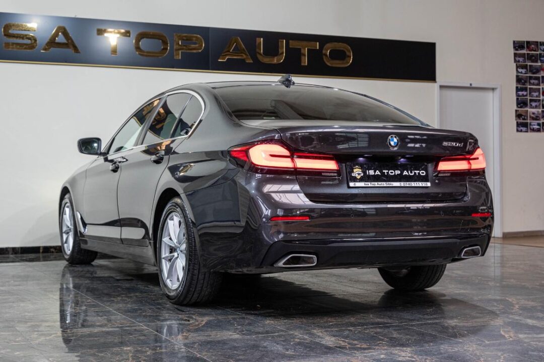 BMW Seria 5 520d Aut. Luxury Line