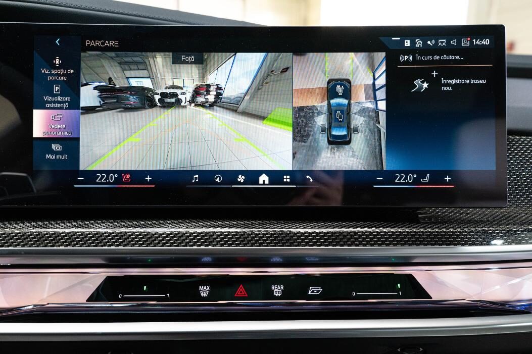 BMW Seria 7 29