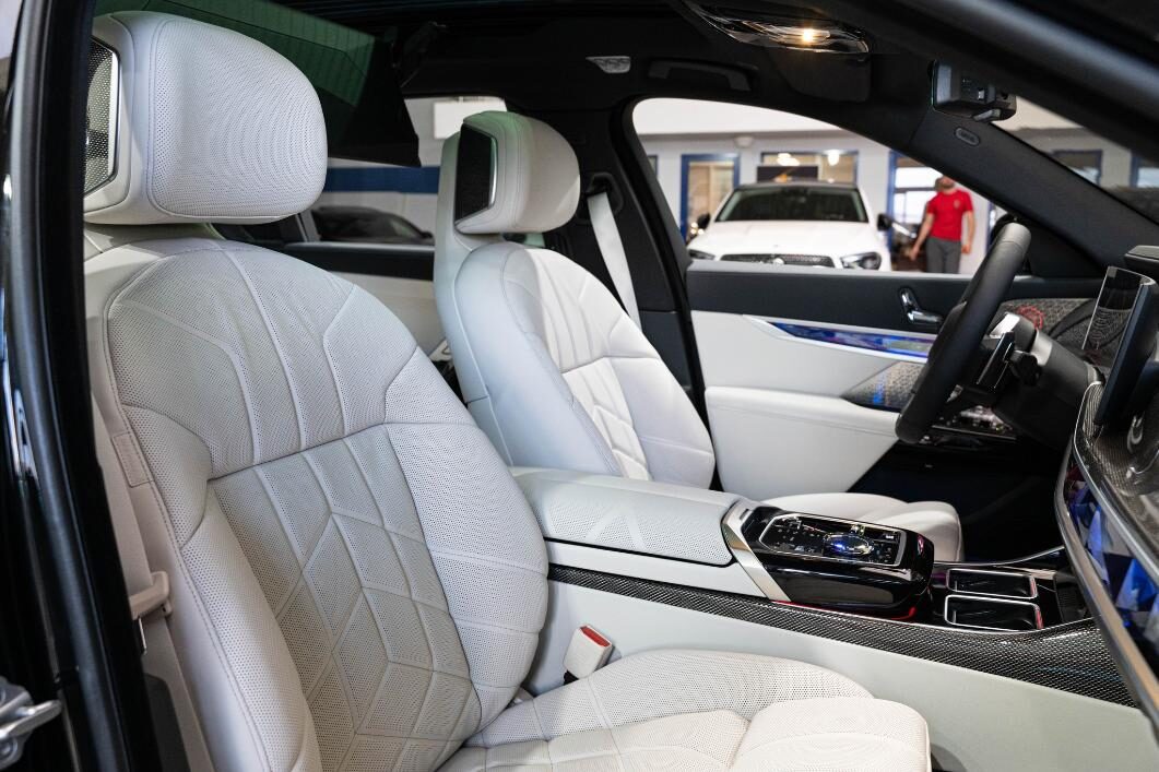 BMW Seria 7 32
