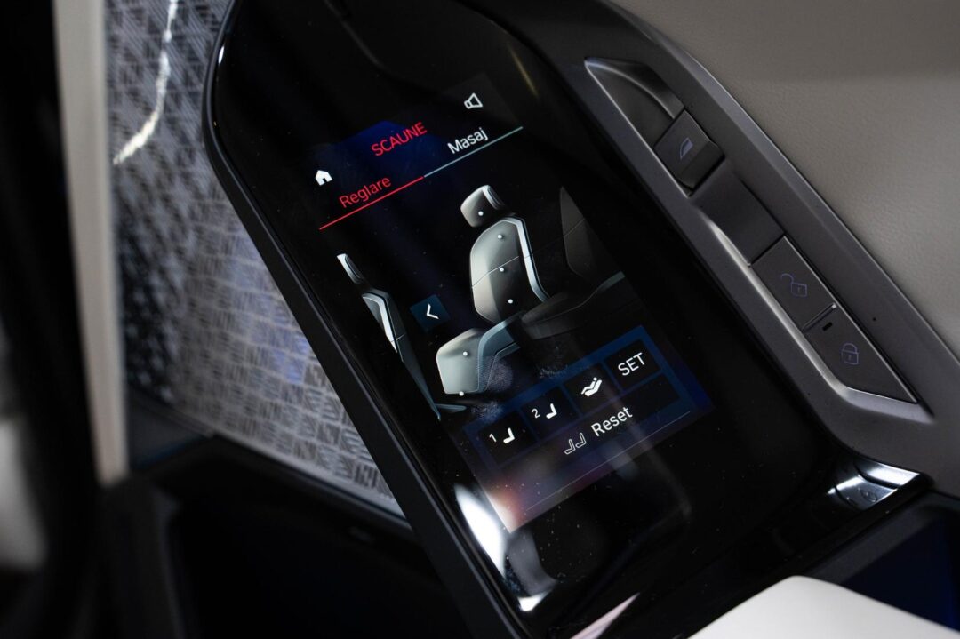BMW Seria 7 13