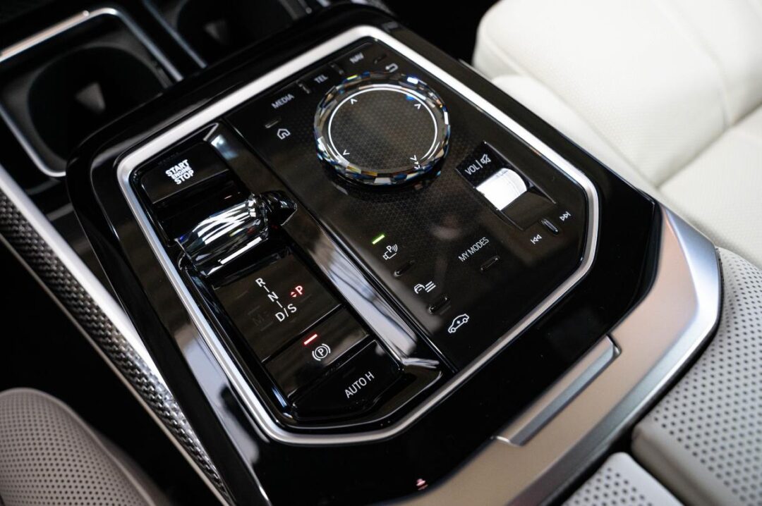 BMW Seria 7 14