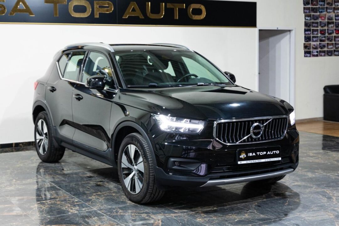 Volvo XC 40 Recharge T4 Twin Engine AT7 Inscription Expression