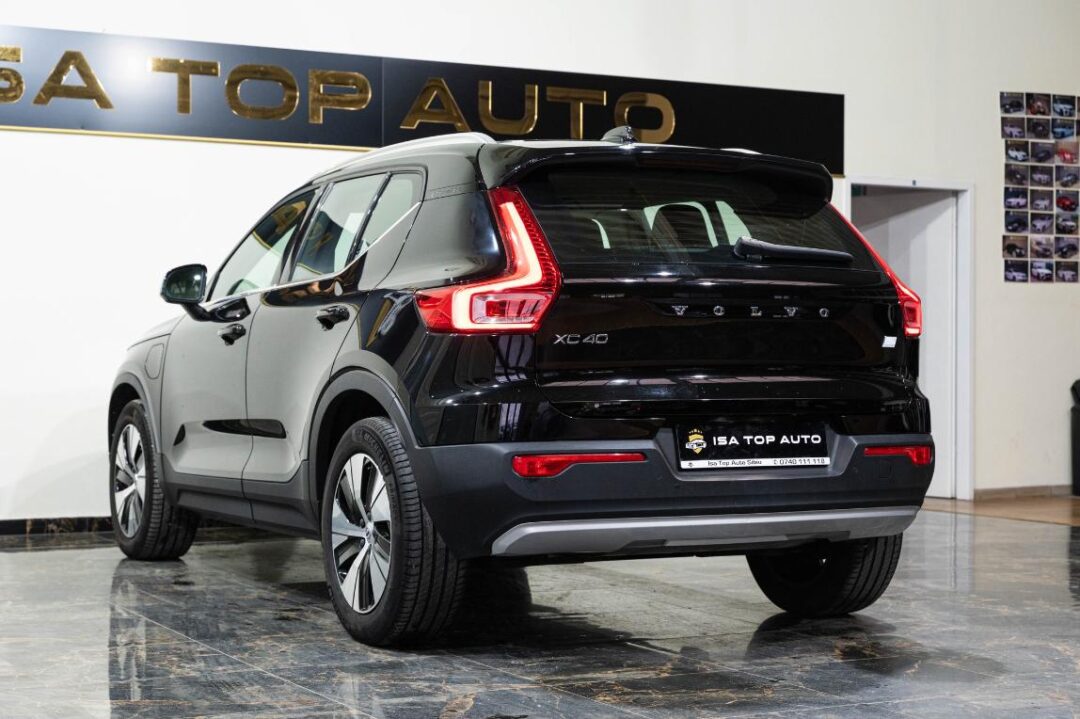 Volvo XC 40 Recharge T4 Twin Engine AT7 Inscription Expression