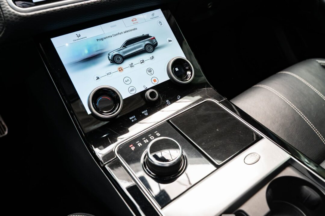 Land Rover Range Rover Velar 2.0 R-Dynamic S