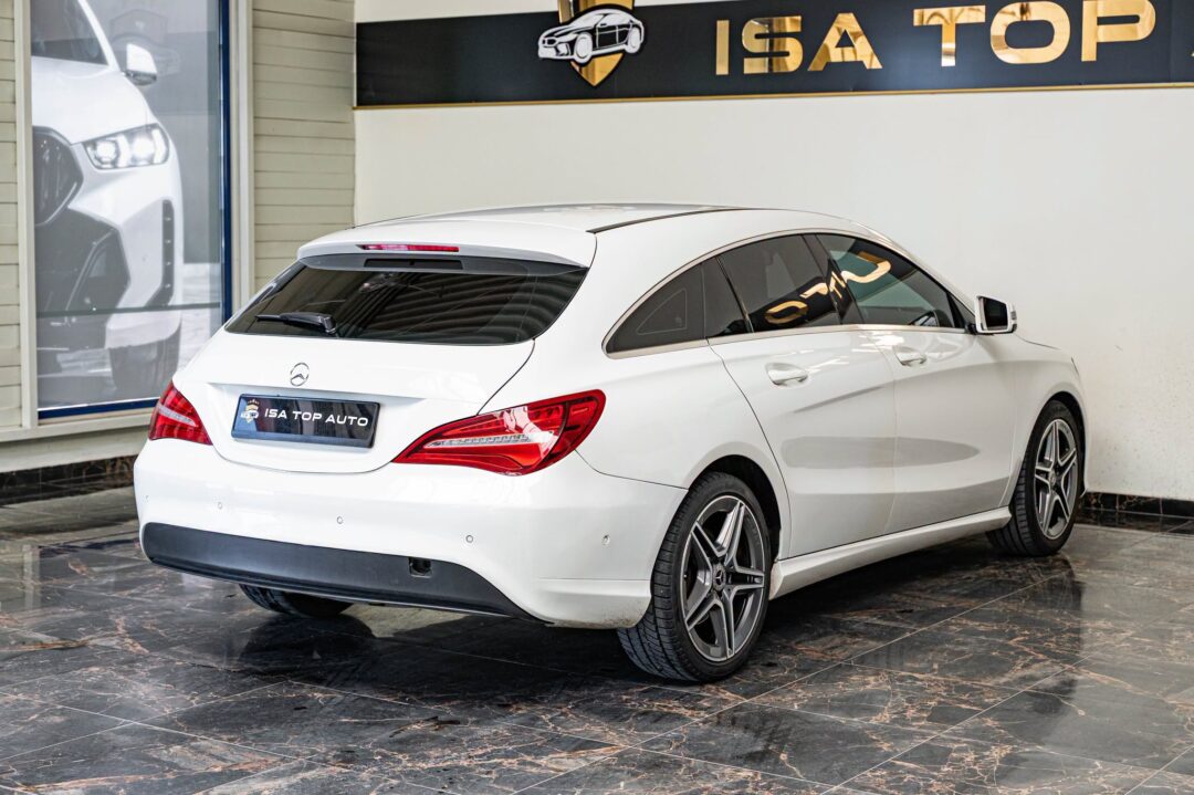 Mercedes-Benz CLA 180 D Shooting Brake 7G-DCT