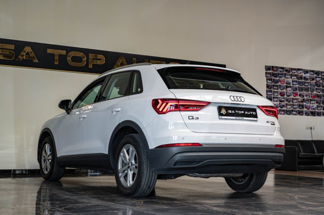 Audi Q3 40 TFSI Quattro S Tronic S Line