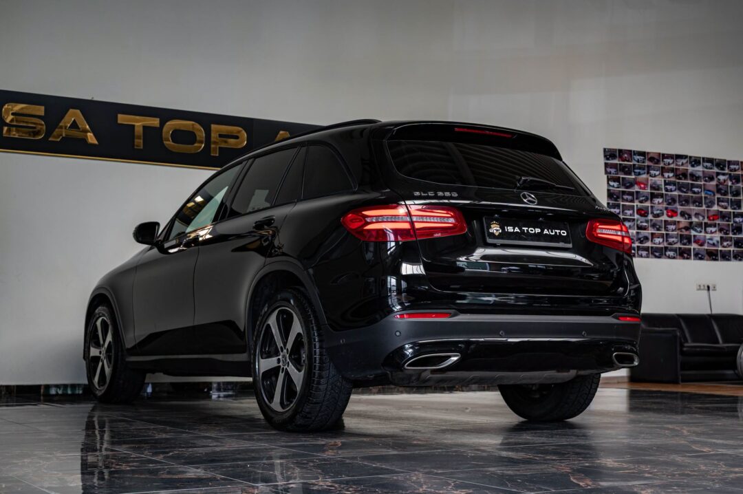 Mercedes-Benz GLC 250 4MATIC 9G-TRONIC AMG Line