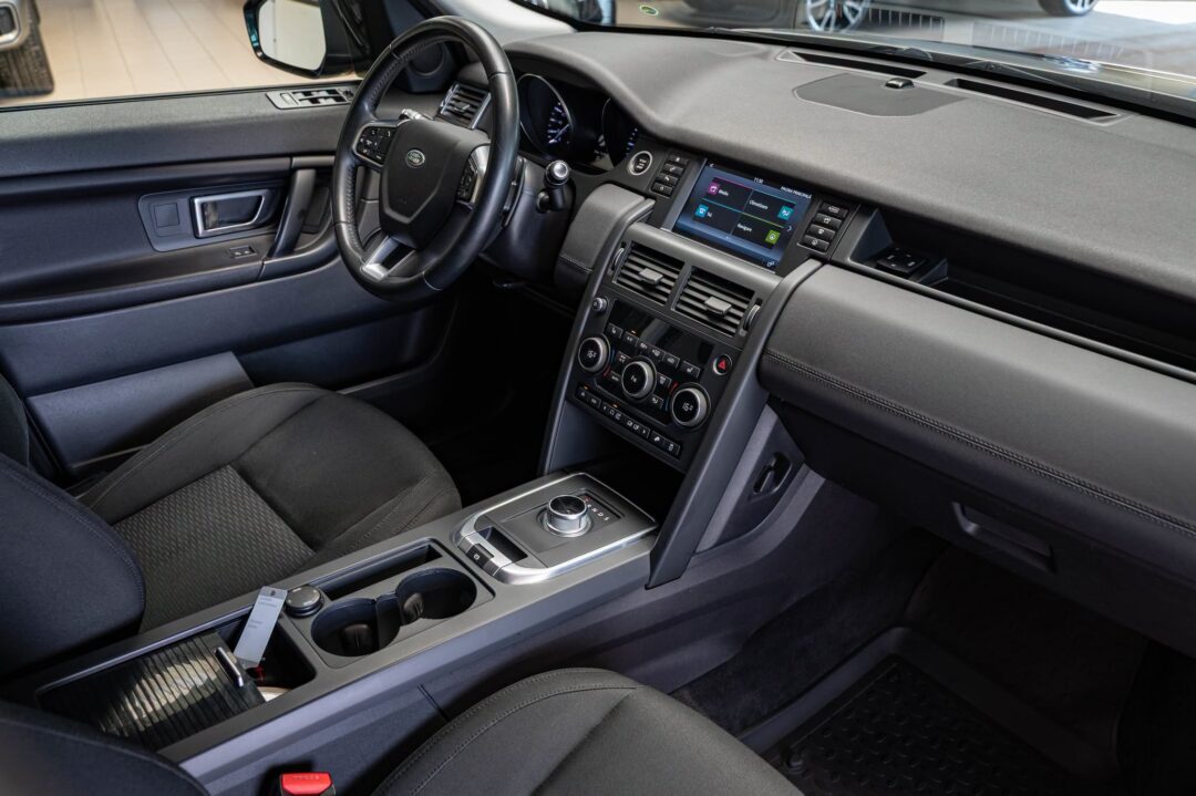 Land Rover Discovery Sport 2.0 L TD4 HSE Aut