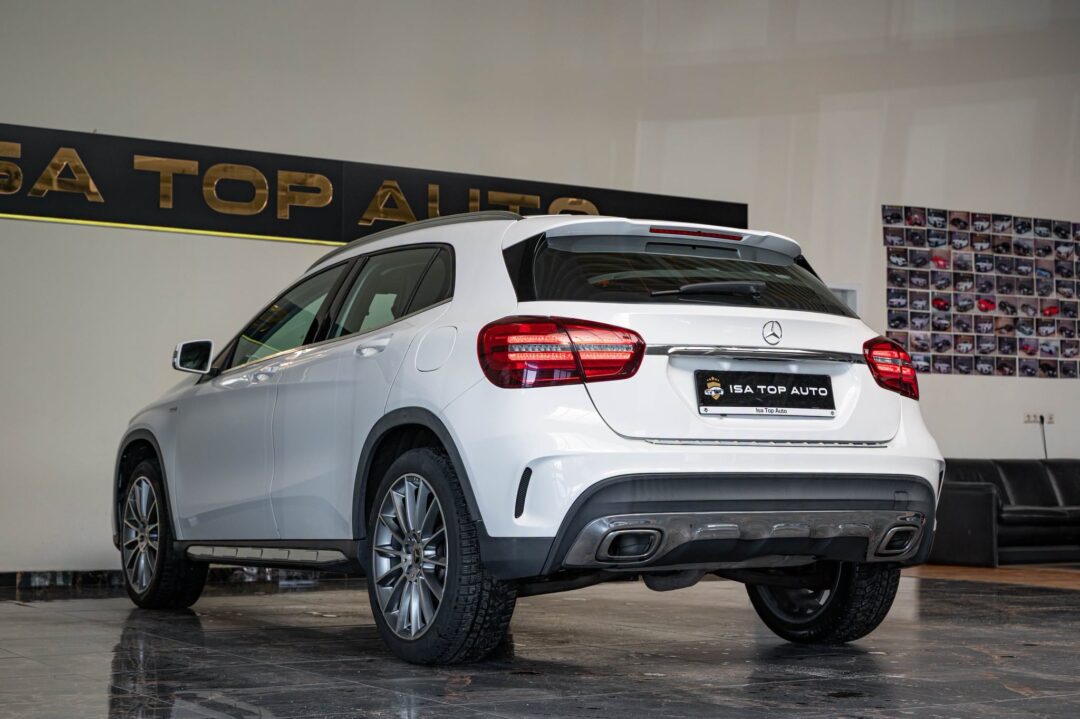 Mercedes-Benz GLA 250 7G-DCT UrbanStyle Edition