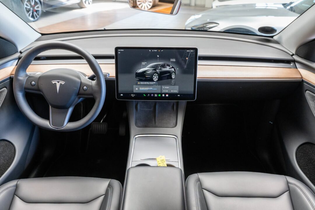 Tesla Model Y Long Range Dual Motor AWD