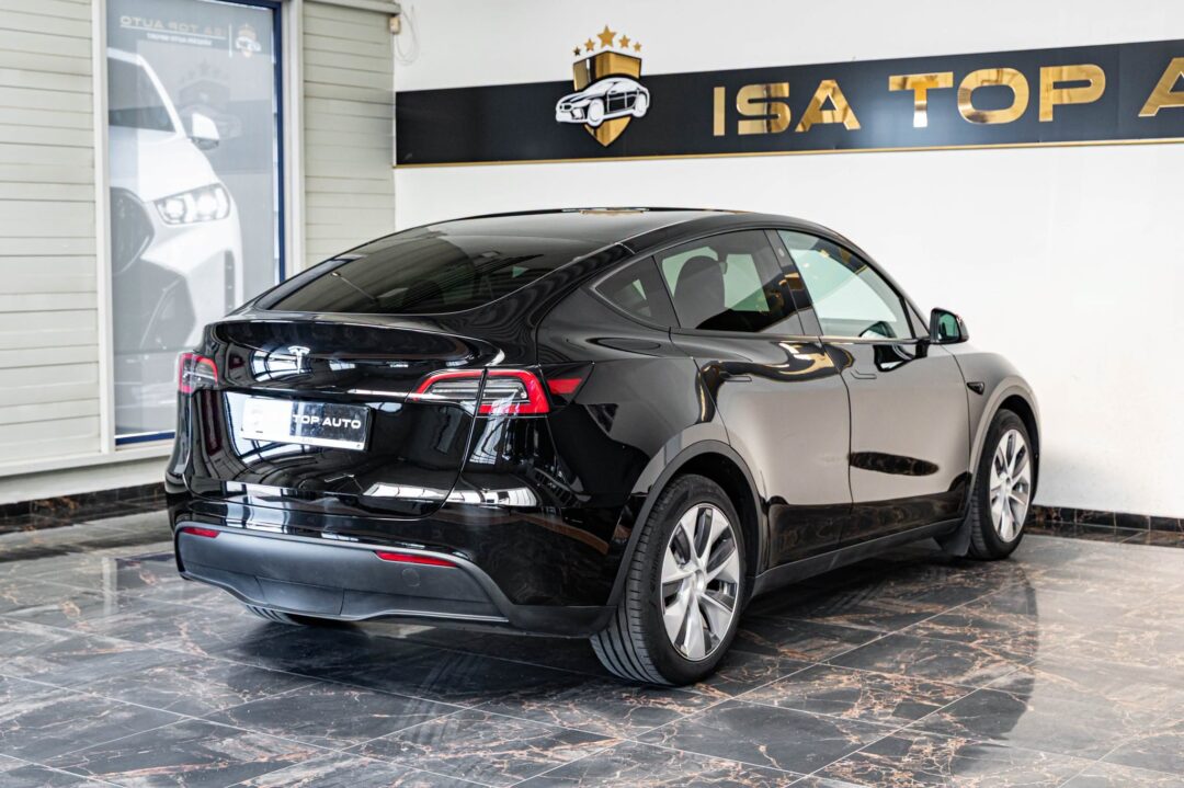 Tesla Model Y Long Range Dual Motor AWD