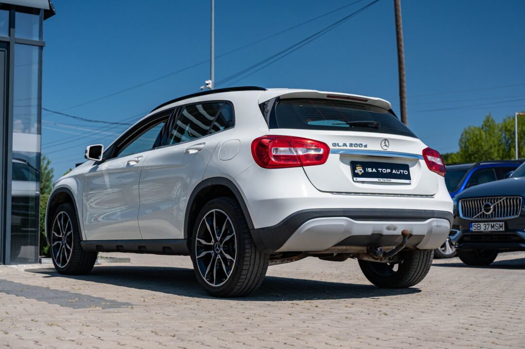 Mercedes-Benz GLA 200 D