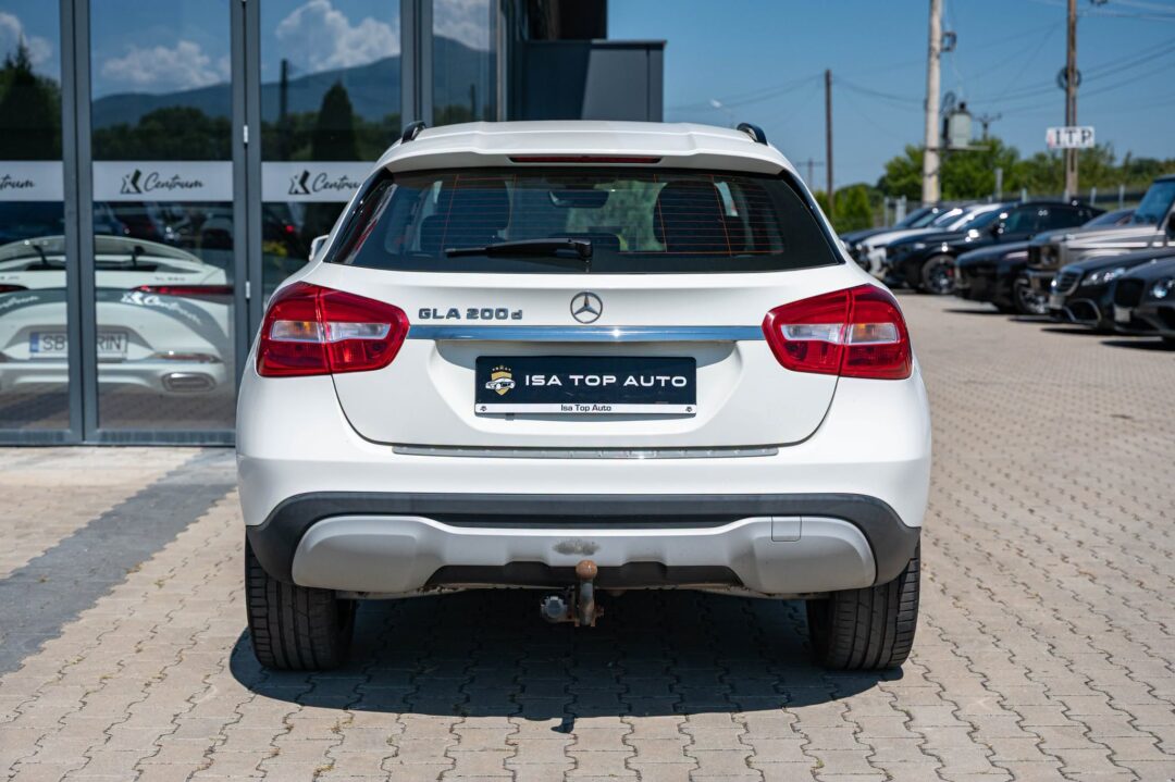 Mercedes-Benz GLA 200 D
