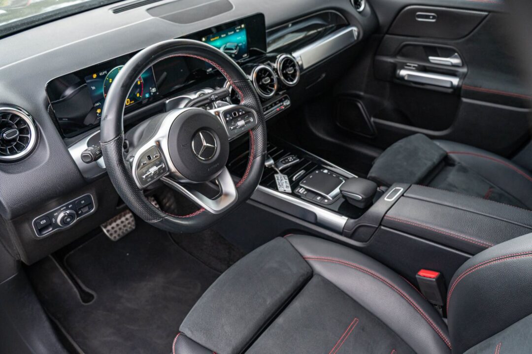 Mercedes-Benz GLB 220 D 4MATIC 8G-DCT AMG Line