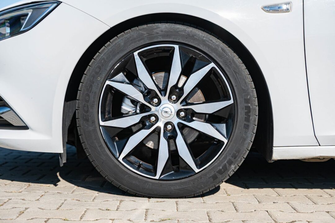 Opel Insignia 1.6 ECOTEC Edition
