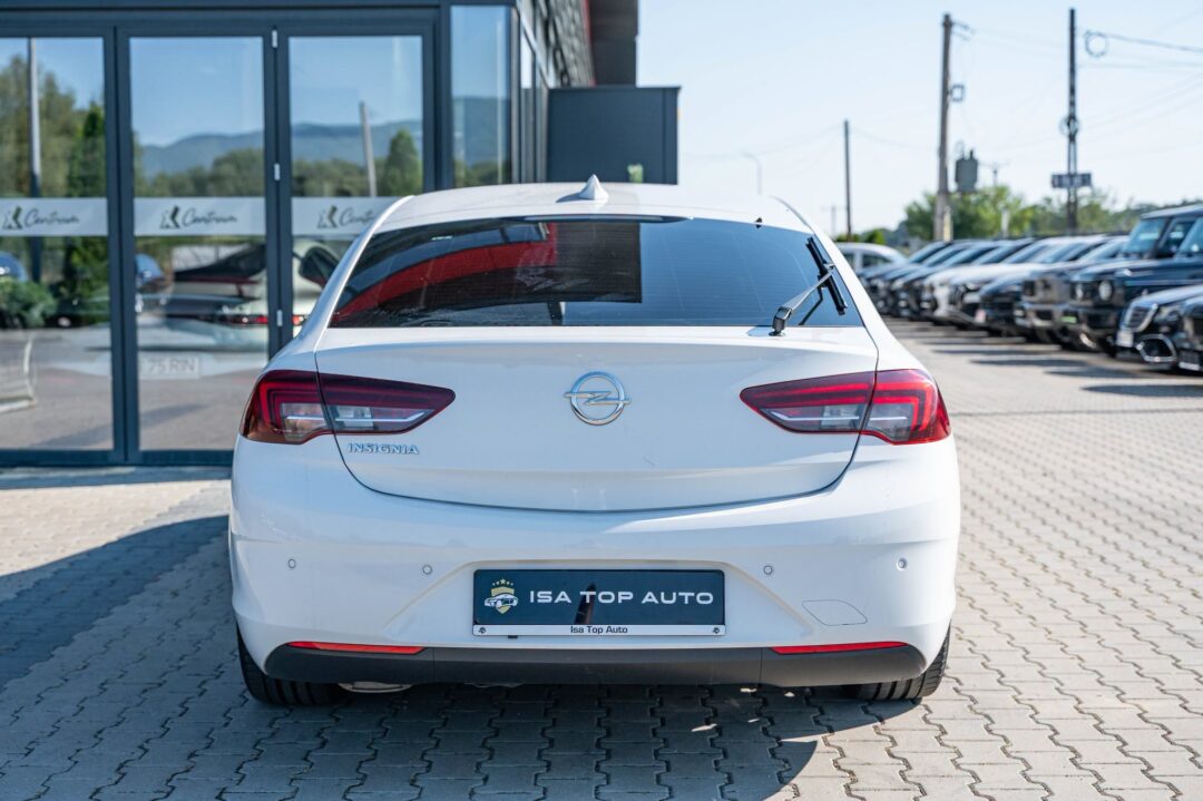 Opel Insignia 1.6 ECOTEC Edition