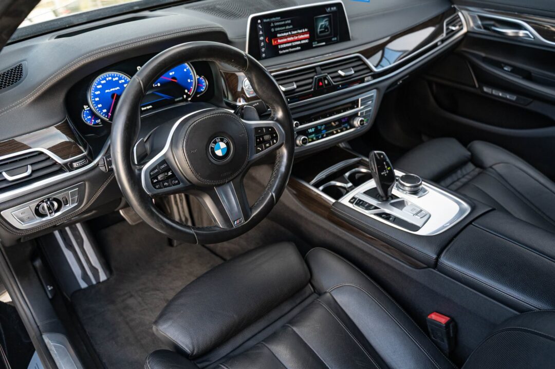 BMW Seria 7 740d XDrive