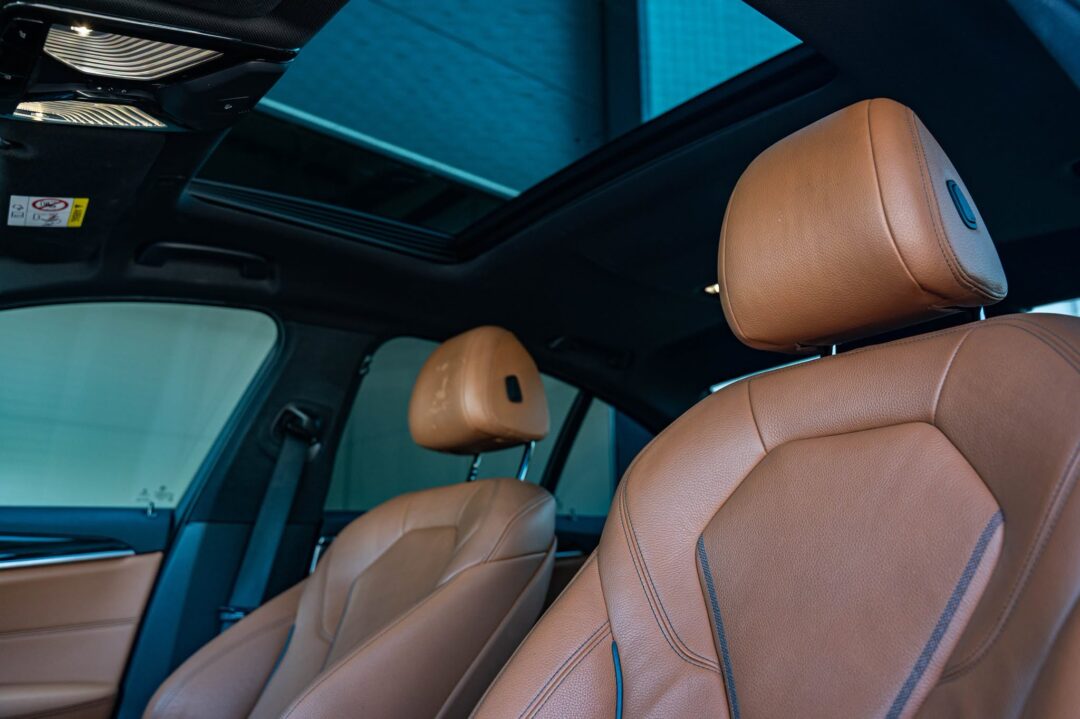 BMW Seria 5 525d Aut. Sport Line