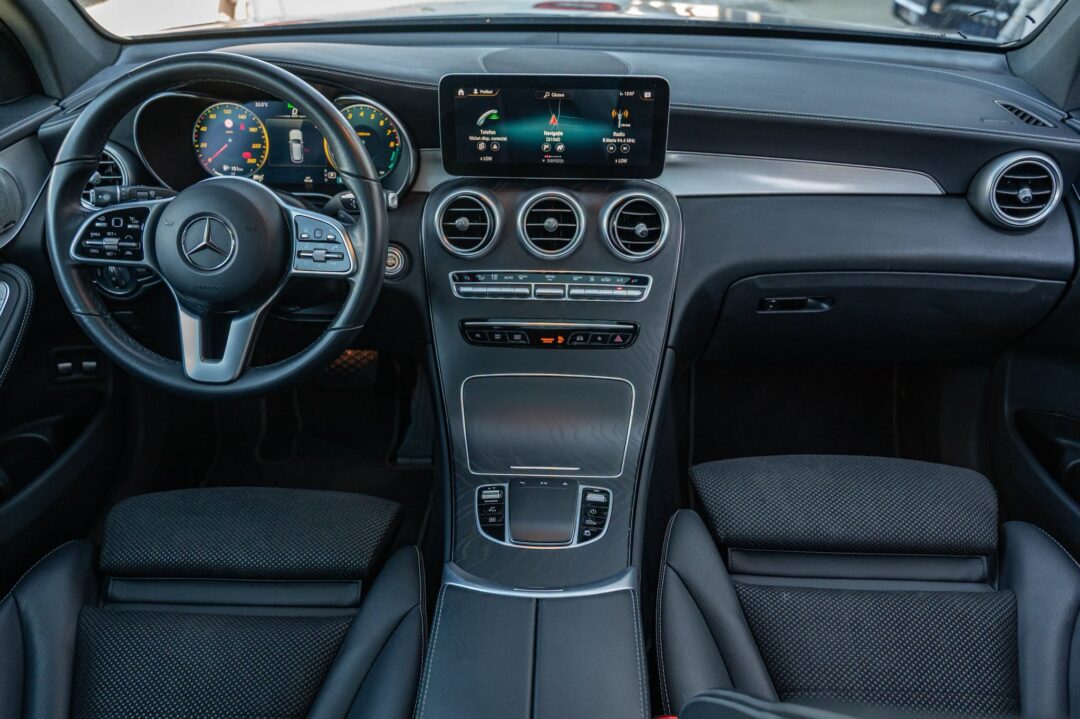 Mercedes-Benz GLC 300 E 4Matic 9G-TRONIC
