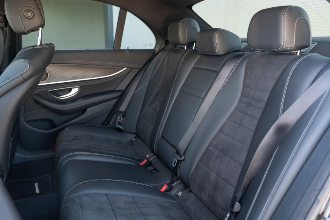 Mercedes-Benz E 300 De 9G-TRONIC AMG Line