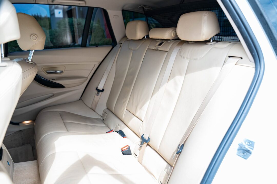 BMW Seria 3 320d Sport-Aut. Efficient Dynamics Edition Luxury Line