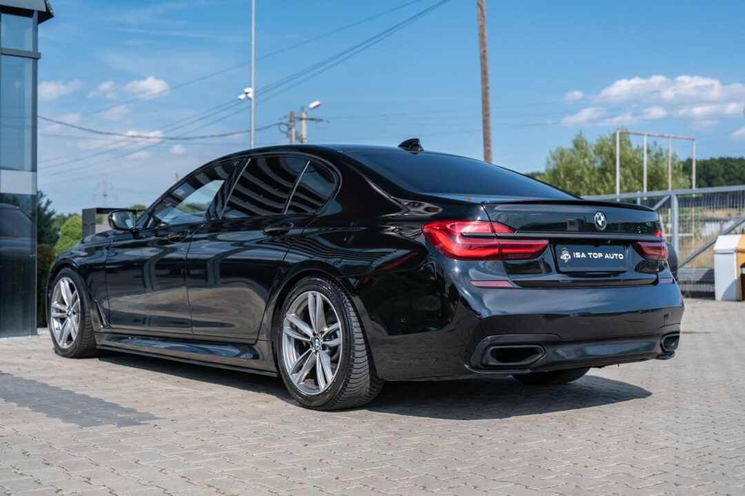 BMW Seria 7 740d XDrive